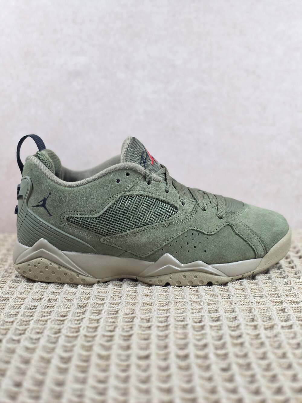 Jordan Stadium 90 Men’s 8.5 Olive Brown Sail – New Without Box